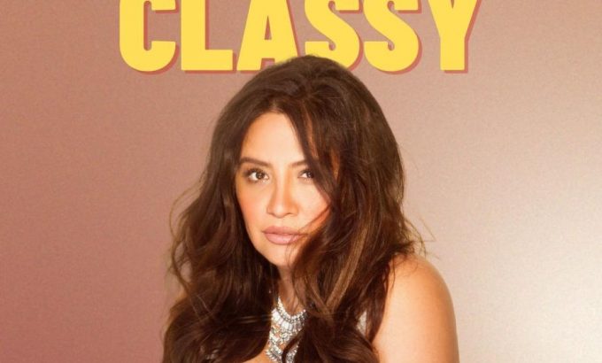 克里斯黛拉·阿朗索：中产阶级 Cristela Alonzo: Middle Classy