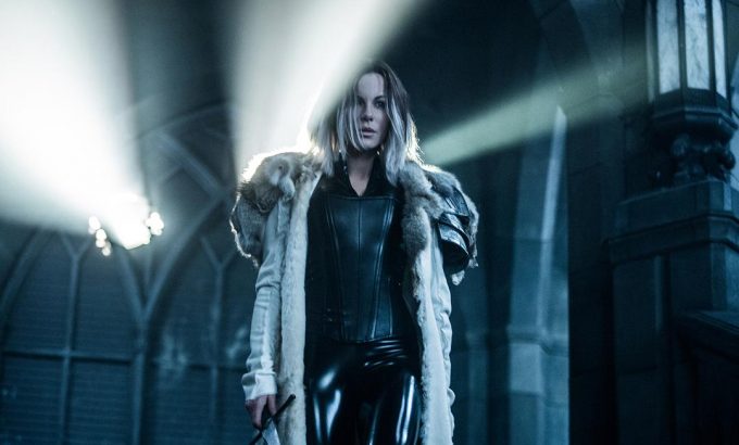 黑夜传说5：血战 Underworld: Blood Wars