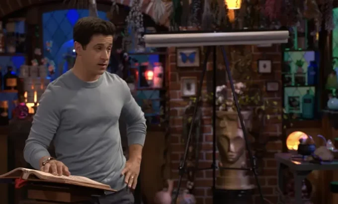 少年魔法师：后继者 Wizards Beyond Waverly Place
